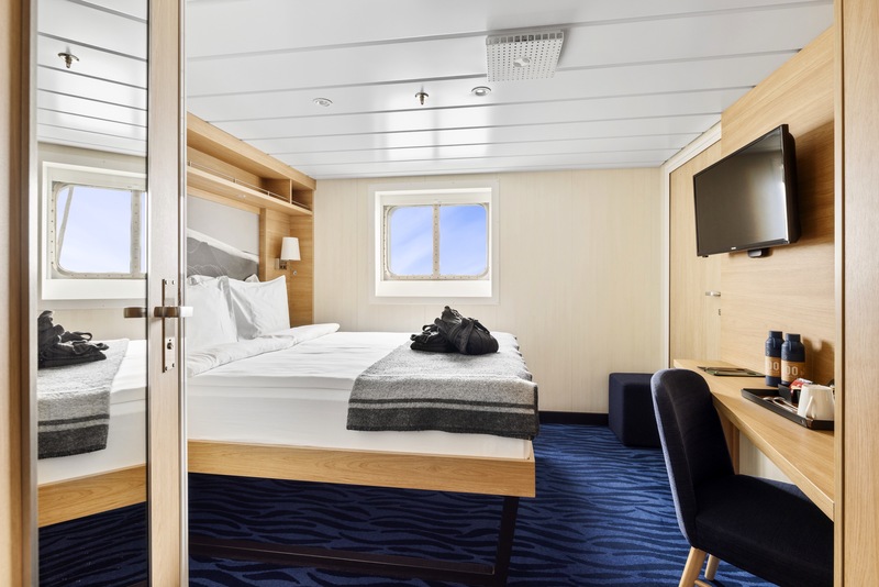 Polar Outside | Outside cabin for 2 travellers